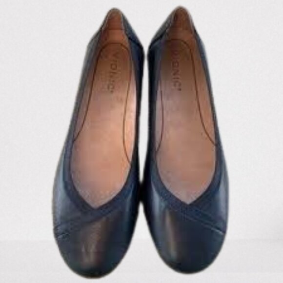 Vionic Black Flats 11 Like New - Picture 1 of 9